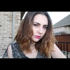 Meet your Posher, Casey